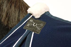 EQUEST Abschwitzdecke Alpha Fleece HugRug | mit Gehfalte und Magnet